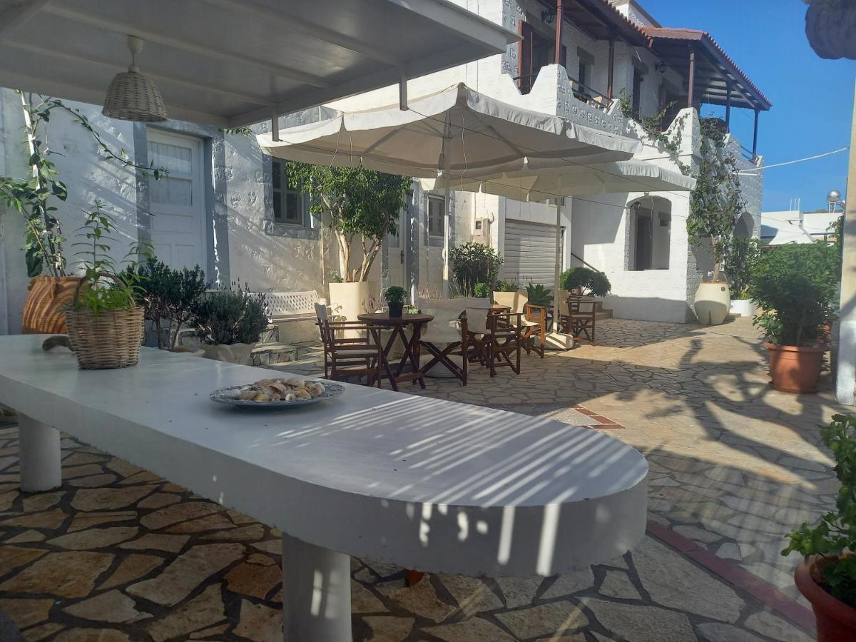 Stefanos Katsaros Studios Скала Экстерьер фото
