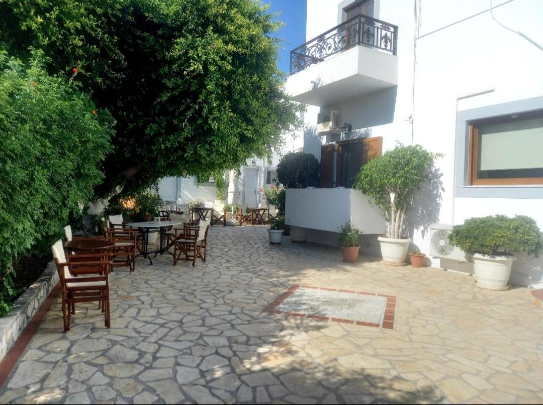 Stefanos Katsaros Studios Скала Номер фото