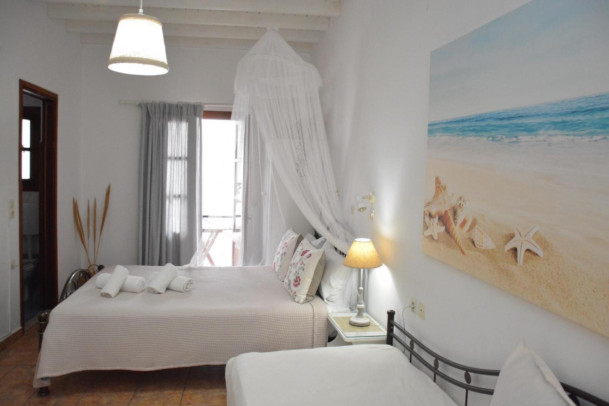 Stefanos Katsaros Studios Скала Номер фото